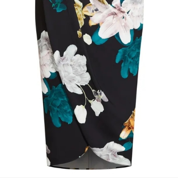 City Chic Off Shoulder Floral Dress - Picture 11 of 13